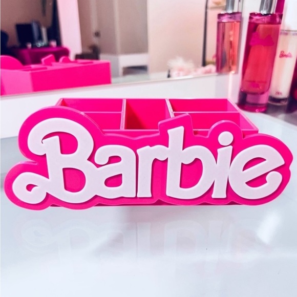 Barbie cosmetic organizer 💖 - Picture 3 of 10
